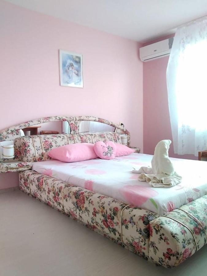 Къща За Гости Синьо Лято Pomorie Extérieur photo