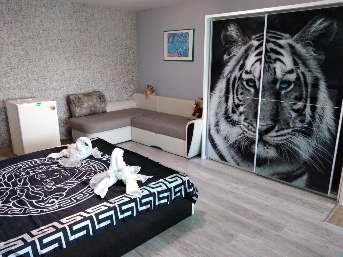 Къща За Гости Синьо Лято Pomorie Extérieur photo