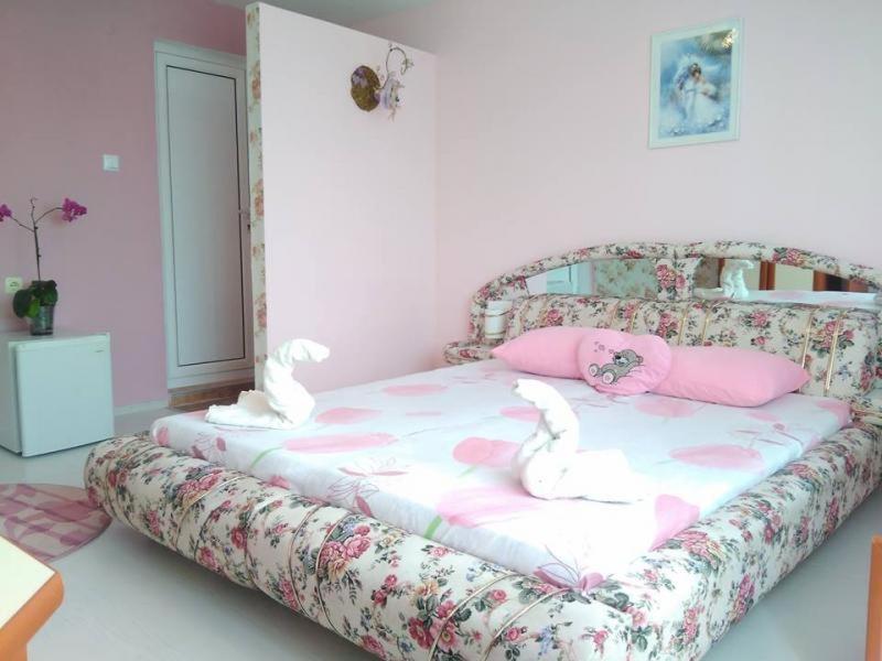 Къща За Гости Синьо Лято Pomorie Extérieur photo
