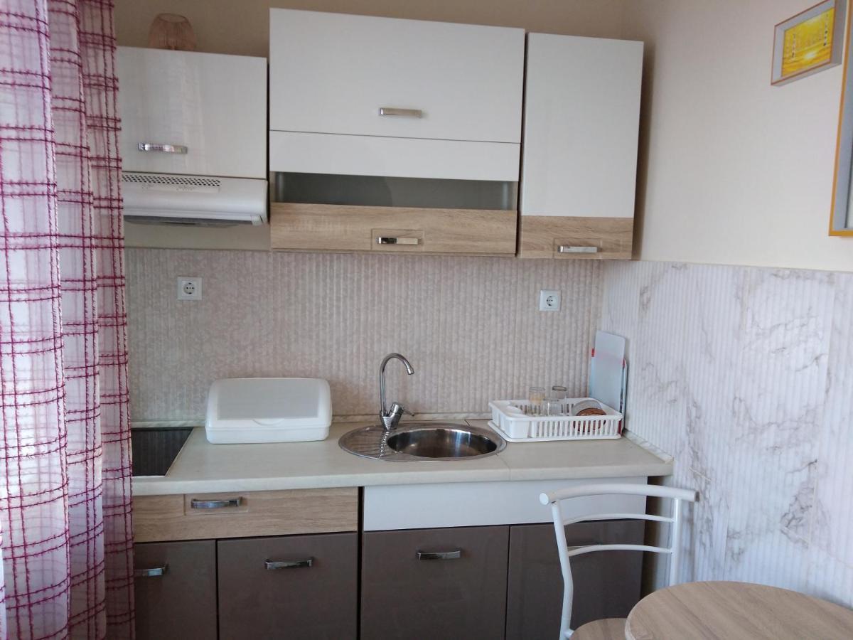 Къща За Гости Синьо Лято Pomorie Extérieur photo