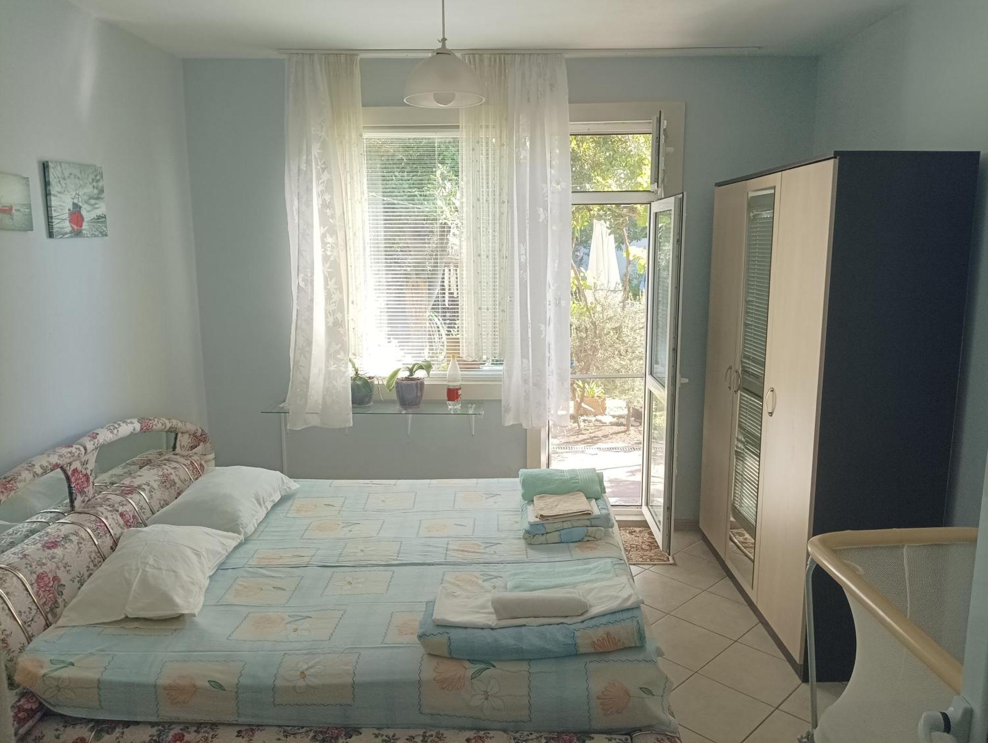 Къща За Гости Синьо Лято Pomorie Extérieur photo